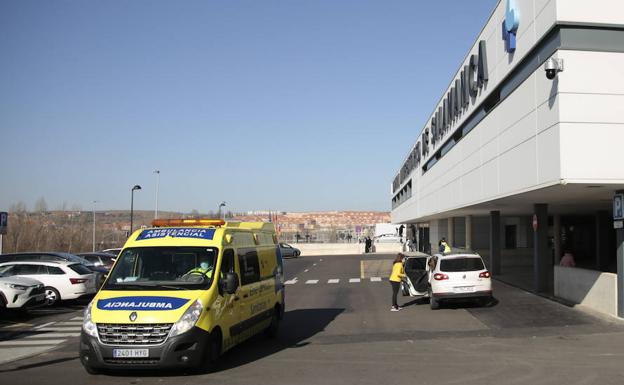Hospitalizado en Salamanca tras recibir una puñalada en la zona de Van Dyck